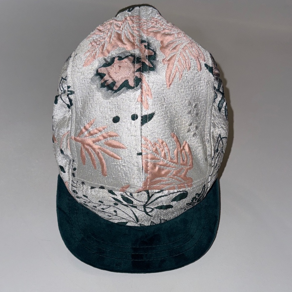 Lower Park 5 Panel Short Brim Floral Embroidered Cap